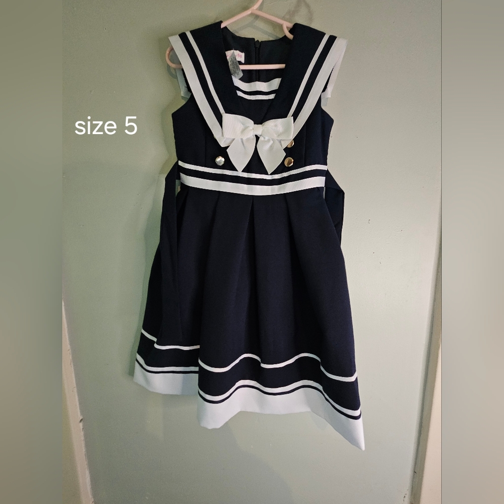 Sailor dress navy blue with white trim details size 5